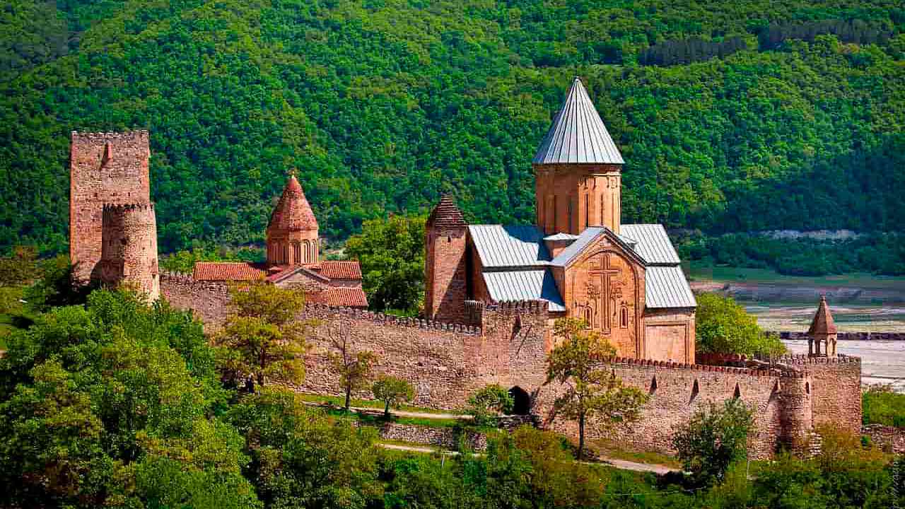 крепость Ананури, Грузия, туры в Грузию, отдых в Грузии, 2018, georgia travel